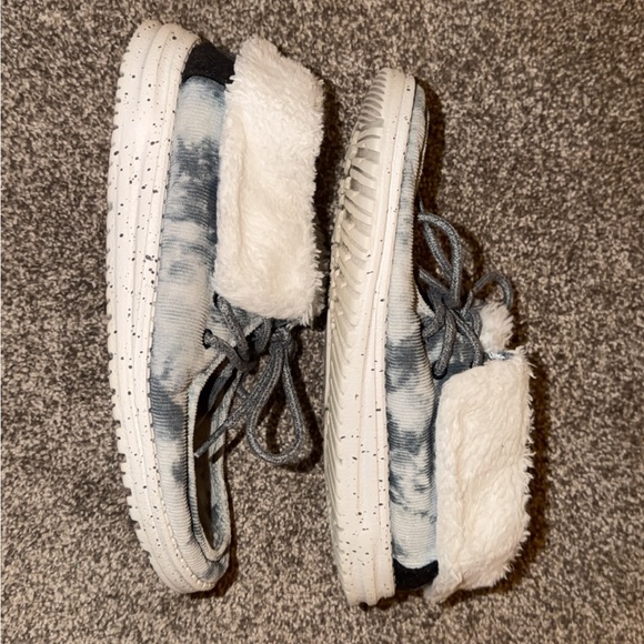 Hey Dude Shoes Womens 7 Britt Grey Skies Fur Lined Comfort Casual - Picture 6 of 10